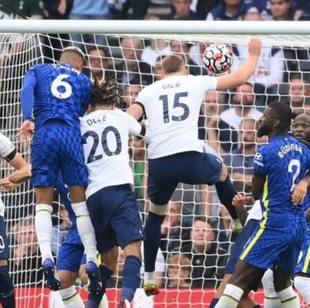 Gary Neville remet en question la candidature de Dele Alli alors que Tottenham s'endort pour le match d'ouverture de Chelsea
