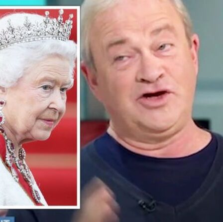 Harry Enfield « interdit » de rencontrer le fils de la reine après avoir refusé la demande royale