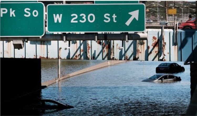Inondations à New York CARTOGRAPHIE: des métros submergés et des voitures interdites à New York après le passage de l'ouragan Ida
