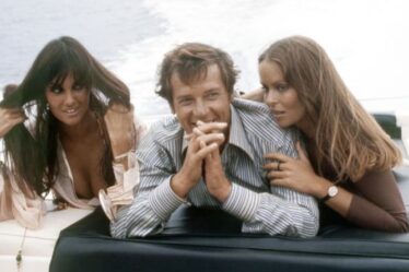 James Bond girl partage le petit tour "coquin" de Roger Moore sur le tournage de L'espion qui m'aimait