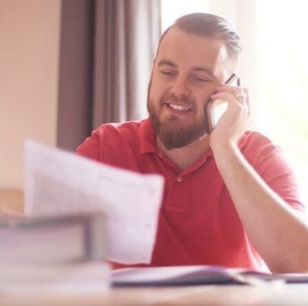 "J'avais l'impression d'avoir ruiné ma vie" - Comment un homme a remboursé 40 000 £ de prêts et est devenu sans dette