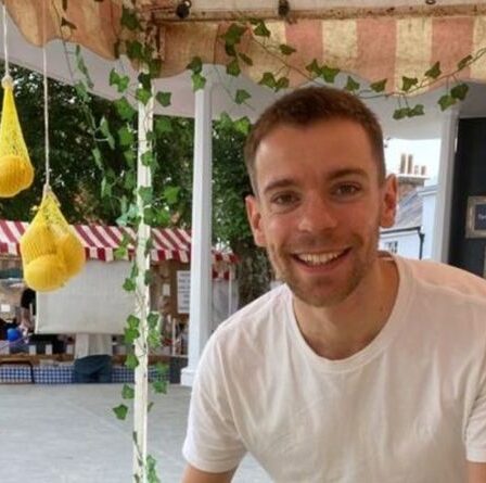 « Je m'attends à gagner 4 000 £ cette année » Le nombre de « cohues secondaires » double pendant COVID