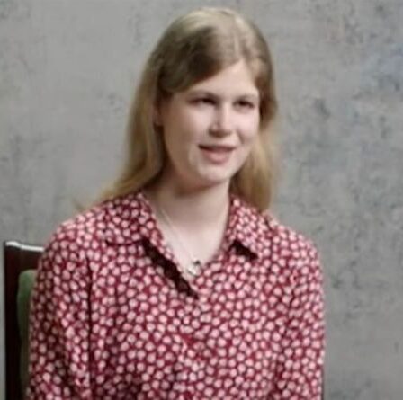 "Jeune femme magnifiquement assurée", a salué Lady Louise après avoir occupé le devant de la scène