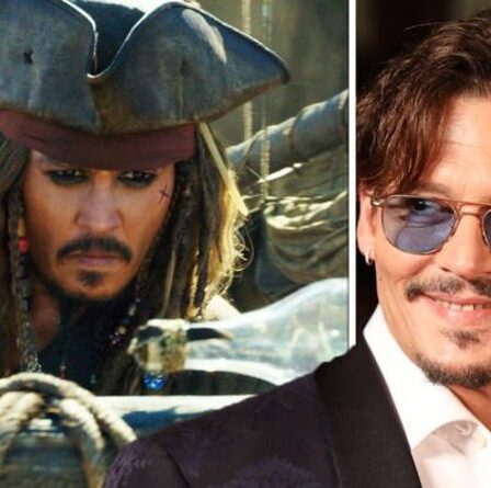 Johnny Depp joue le rôle de Jack Sparrow dans Pirates des Caraïbes au festival du film – REGARDER