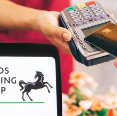 La Lloyds Bank présente un moyen d'arrêter la fraude par carte sans contact alors que la limite passe à 100 £