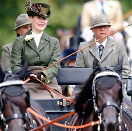 La « charmante » Lady Louise Windsor entre en scène pour commémorer le prince Philip