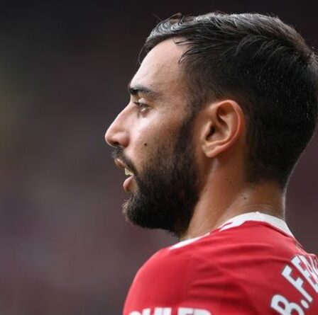 La pression de Cristiano Ronaldo a forcé Bruno Fernandes à manquer le penalty de Man Utd selon Tim Sherwood