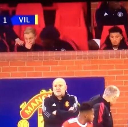 La réaction furieuse de Donny van de Beek repérée alors que la star de Man Utd est à nouveau snobée