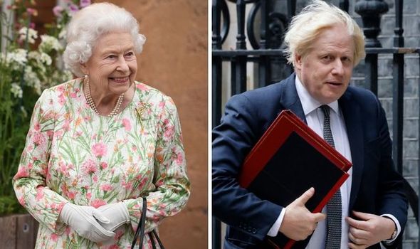 La reine et Boris Johnson