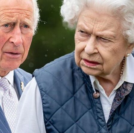 La reine a giflé le désir « surprenant et courageux » du prince Charles après la mort de Diana