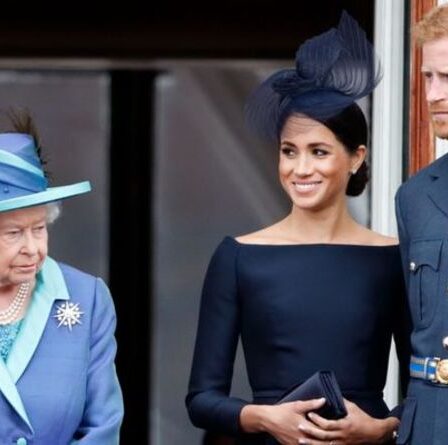 La reine rencontrera «définitivement» bébé Lilibet alors que le monarque donne aux Sussex «une opportunité parfaite»