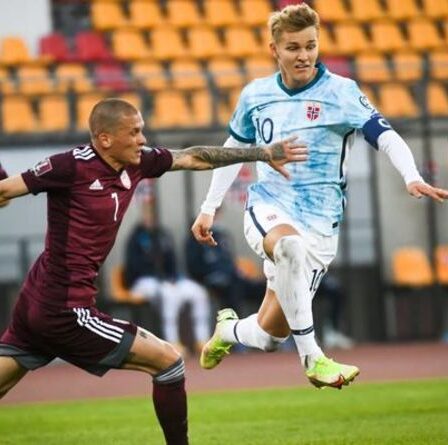 La star d'Arsenal, Martin Odegaard, montre la qualité que Mikel Arteta adorera au milieu de la crise du club