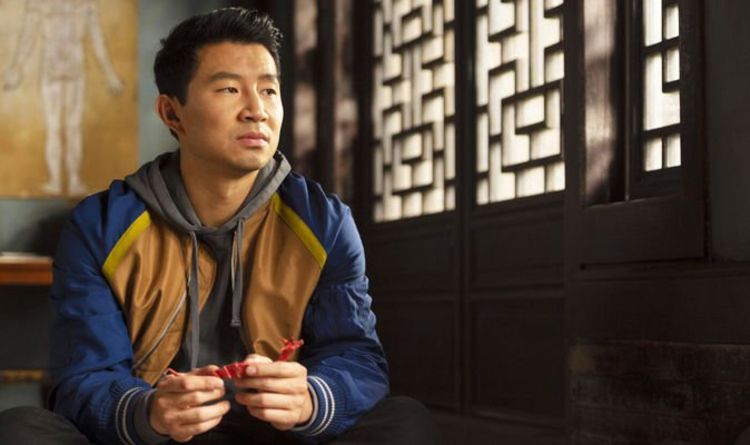 La star de Shang-Chi, Simu Liu, taquine l'histoire d'amour du héros Marvel