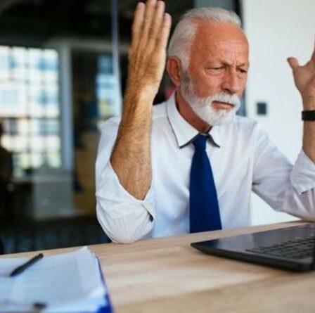 L'âge de la retraite change - Le HMRC « à risque réel » « écrasera » les Britanniques avec des charges de 55%