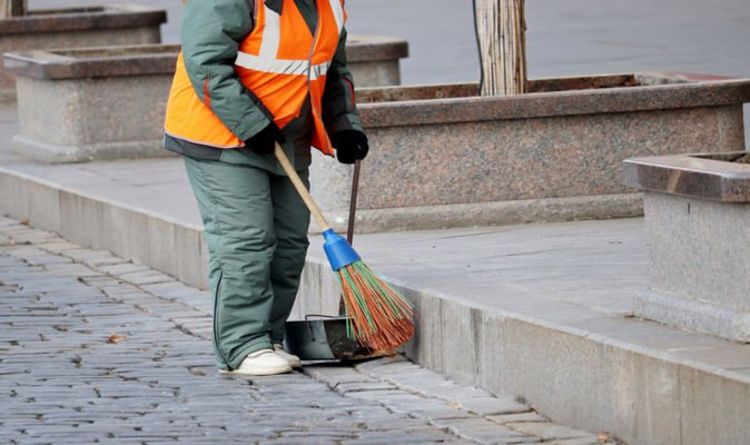 Le Conseil applique l'interdiction de l'homme pour un travail de balayeur de rue de 34 000 £