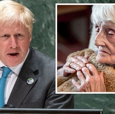 Le Premier ministre est invité à soutenir les personnes vulnérables alors que les prix du gaz ont grimpé à 1 377 £: " Ils sont inquiets "