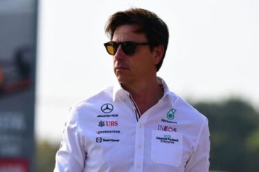 Le patron de Lewis Hamilton, Toto Wolff, lance de fortes accusations contre Max Verstappen