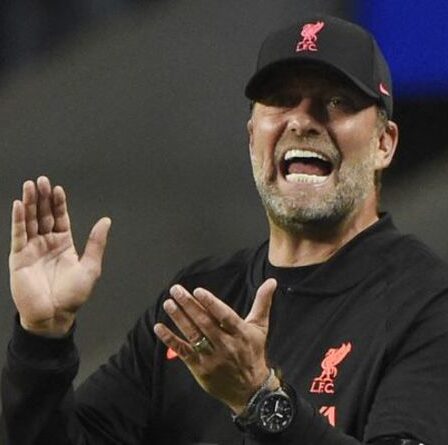 Le patron de Liverpool, Jurgen Klopp, craint que Man City ne "contre-attaque" après la défaite du PSG