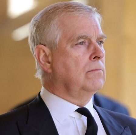 Le prince Andrew «servi à nouveau par les avocats de Giuffre» Duke fait face à une pression juridique croissante