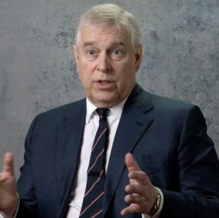 Le prince Andrew "voulait rappeler au public qu'il est un prince" dans un documentaire de la BBC