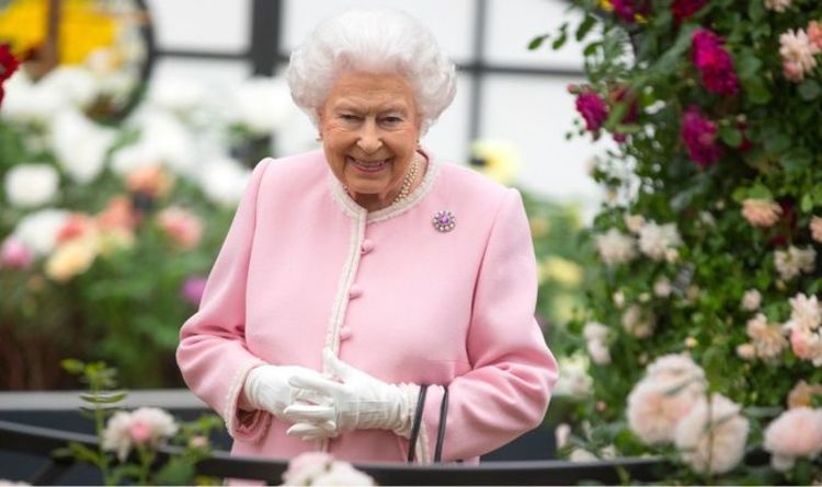 Les 5 images douces qui montrent Queen à son plus heureux alors qu'elle se prépare pour un événement clé