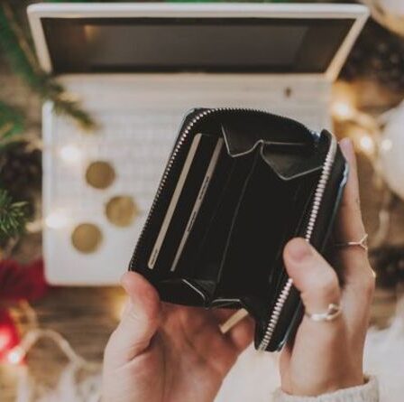 Les bénéficiaires du crédit universel, du PIP et des pensions de l'État devraient bénéficier d'un bonus en décembre 2021