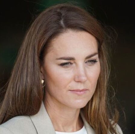 Les fans de Kate "surveillent" le baby bump alors que la sortie de la duchesse ne parvient pas à étouffer les rumeurs de grossesse