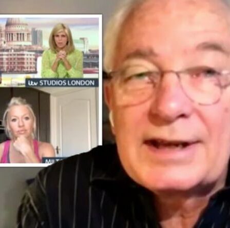 "Les hommes et les femmes qui jouent ensemble ne fonctionneraient pas" David Gower riposte dans la rangée de cricket GMB