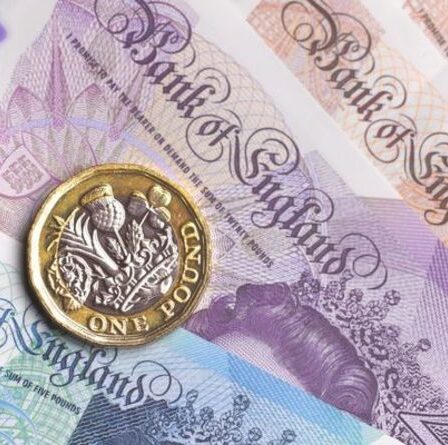 Les meilleurs conseils d'argent révélés – y compris « économisez pour un jour de pluie »