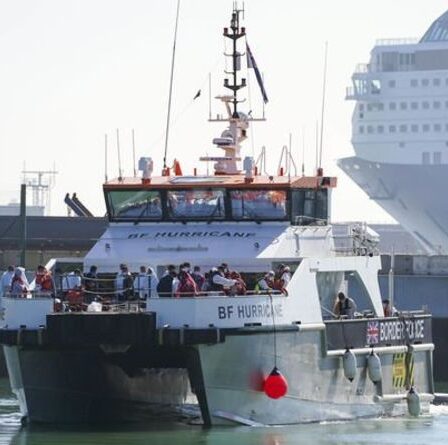 Les migrants traversant la Manche seront refoulés vers la France
