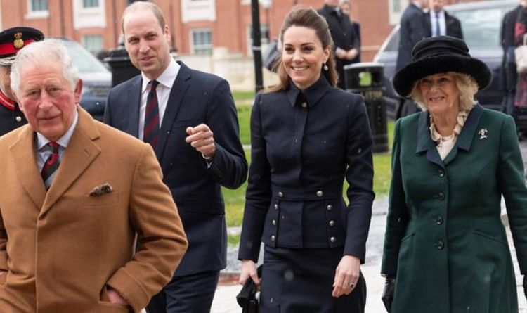 Les plans du prince Charles pour une monarchie allégée suivant un itinéraire «sûr» avec Kate et William
