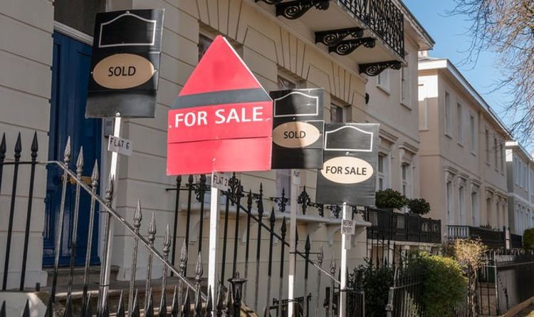 Les prix des logements au Royaume-Uni devraient augmenter de 30% au cours des 10 prochaines années – une maison moyenne pourrait coûter 323 000 £