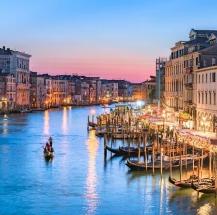 Les voyageurs de Venise devront pré-réserver car la ville "gémit sous le poids des touristes"