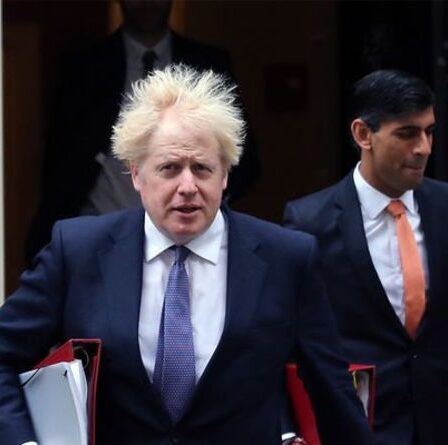 L'impôt sur les successions pourrait être ciblé par Sunak alors que les familles ont averti "vous devrez peut-être vendre des maisons"