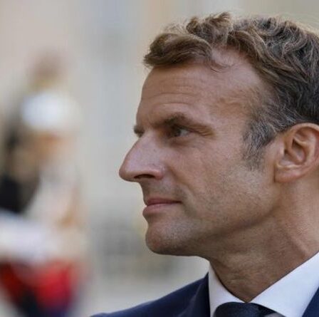 Macron a porté un coup dur alors que la majorité de la France se retourne contre le président – ​​un nouveau sondage accablant