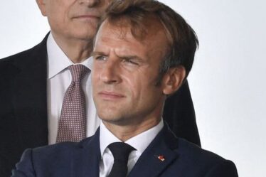 Macron lance une « crise de colère » après qu'un nouvel accord entre le Royaume-Uni et les États-Unis a dévoilé sa « stratégie à long terme » pour la France