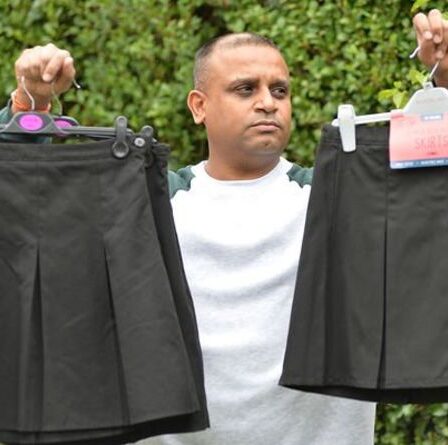 Maman furieuse après qu'une fille de 12 ans ait été expulsée de la classe pour une rangée de «hanches trop larges»