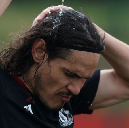 Manchester United risque de mettre Edinson Cavani en colère pour la deuxième fois avant le choc de Newcastle