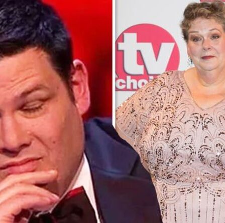 Mark Labbett s'en prend aux téléspectateurs qui se plaignent de The Chase alors qu'Anne Hegerty avance