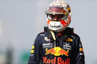 Max Verstappen a dit de continuer à prendre d'énormes risques Lewis Hamilton indépendamment de la menace d'accident