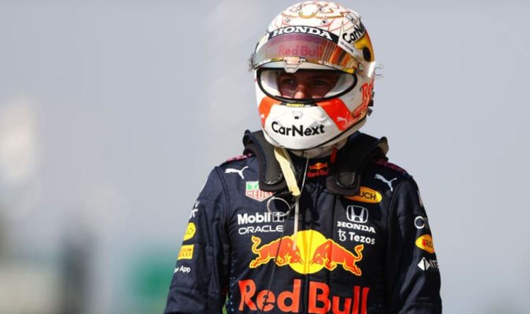 Max Verstappen a dit de continuer à prendre d'énormes risques Lewis Hamilton indépendamment de la menace d'accident