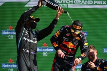Max Verstappen coche deux cases pour la gloire de la F1 alors que l'affichage de Lewis Hamilton est disséqué