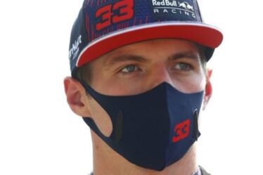 Max Verstappen refusant de s'attarder sur la chute de la grille du GP de Russie dans la lutte pour le titre avec Lewis Hamilton
