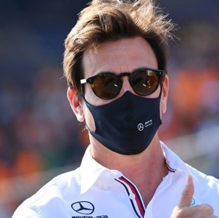 Mercedes a la clause Alex Albon pour se protéger contre les problèmes entre Lewis Hamilton et Max Verstappen