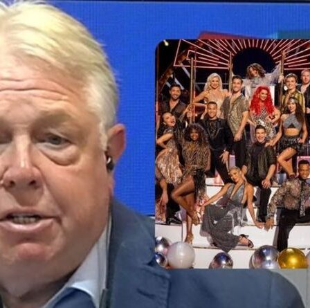 « Obtenez un coup ! »  Boris Johnson heureux de « faire la leçon » de Strictly Stars sur le vaccin Covid
