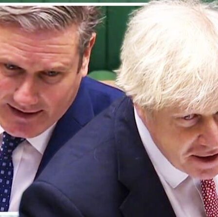 PMQ LIVE: Boris se prépare à la fureur après la rupture d'une promesse électorale - L'affrontement de Starmer va éclater