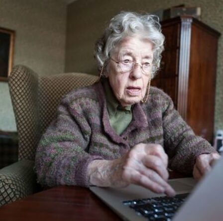 Pension d'État: une augmentation «extraordinairement généreuse» de 8 % laisserait toujours aux retraités 730 £ à court