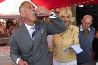 « Peut être un problème » Le personnel du prince Charles est frustré par une habitude alimentaire inhabituelle