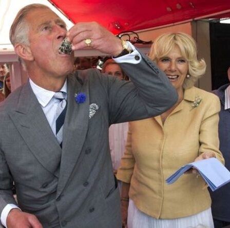 « Peut être un problème » Le personnel du prince Charles est frustré par une habitude alimentaire inhabituelle