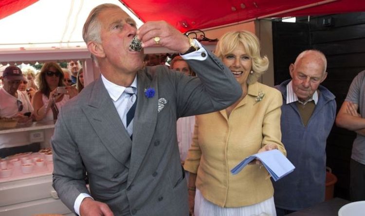 « Peut être un problème » Le personnel du prince Charles est frustré par une habitude alimentaire inhabituelle